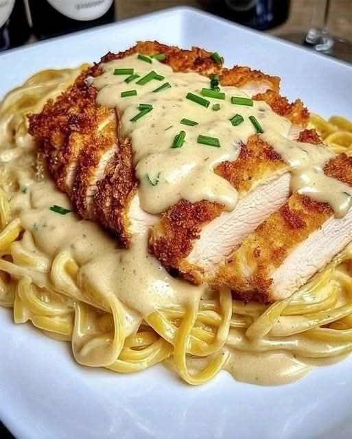 Crispy Chicken mit cremiger Pasta