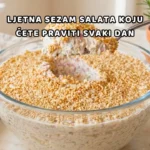Cremesalat mit Sesam serviert in einer Schüssel