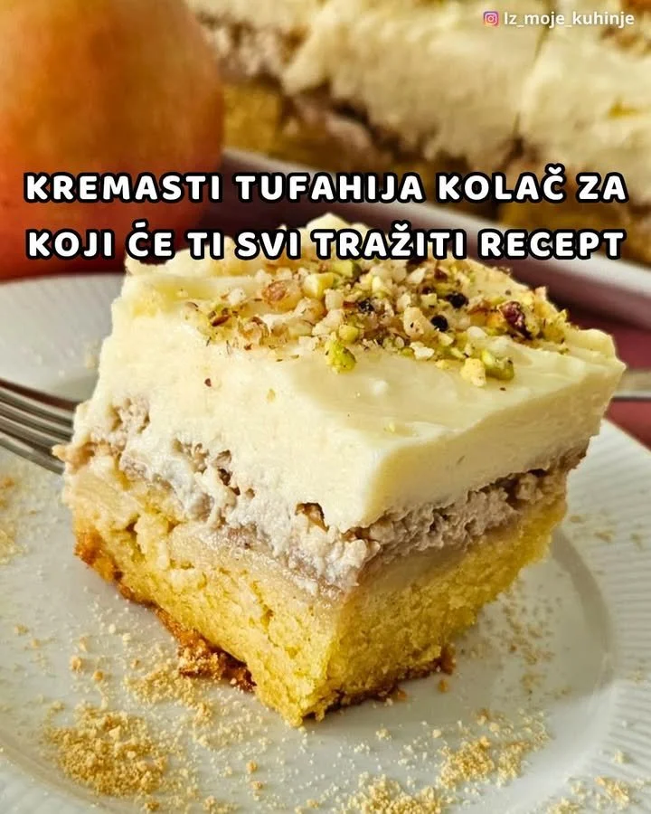 Cremiger Tufahija-Kuchen mit Äpfeln und Walnüssen auf einem Teller