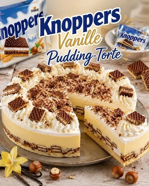 Knoppers Vanille-Pudding-Torte mit köstlichem Vanillepudding und knusprigem Knoppers-Keks