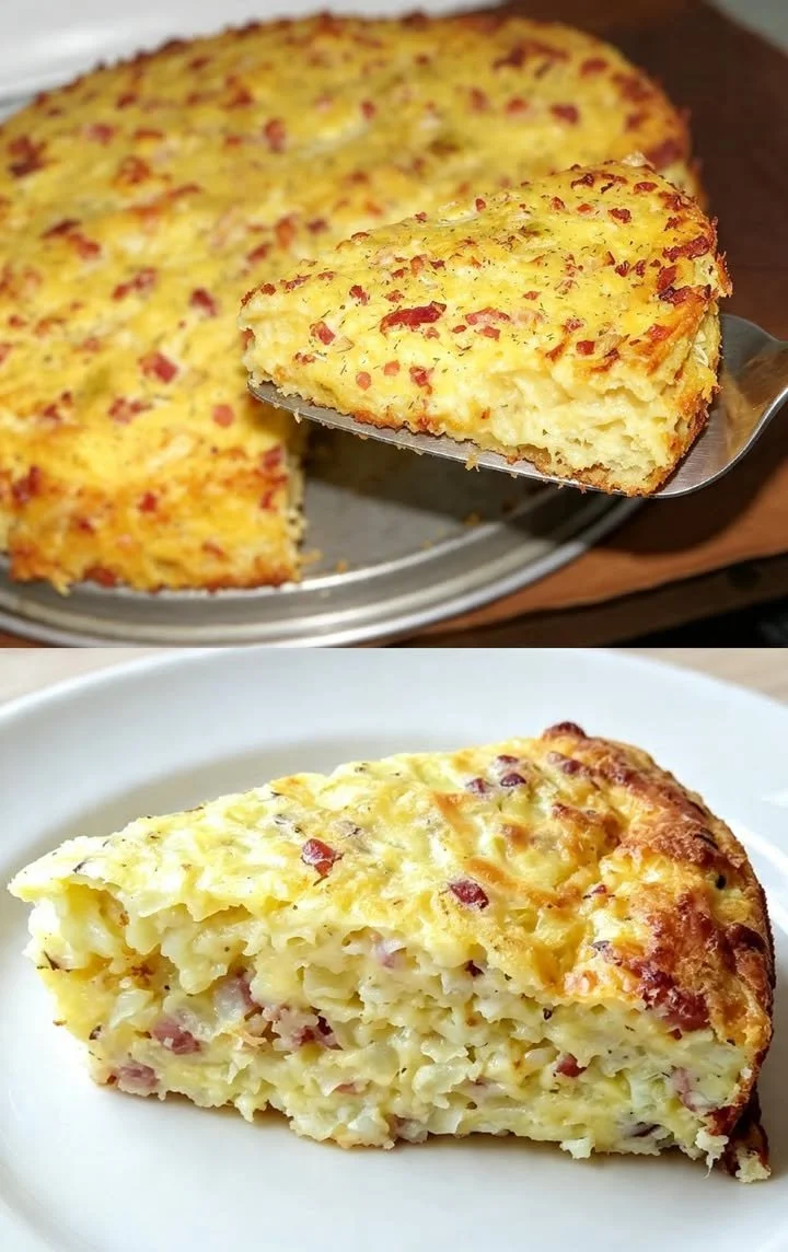 Bodenloser Zwiebelkuchen mit karamellisierten Zwiebeln und frischen Kräutern